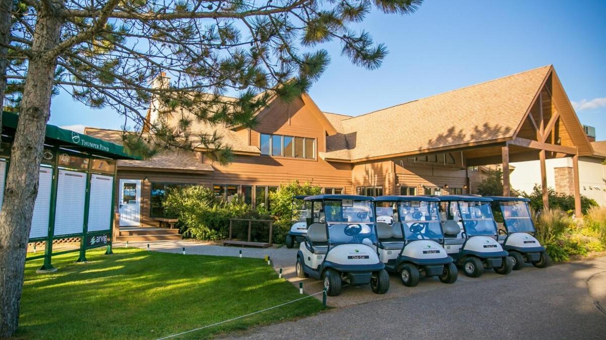 Thumper Pond Resort Ottertail エクステリア 写真